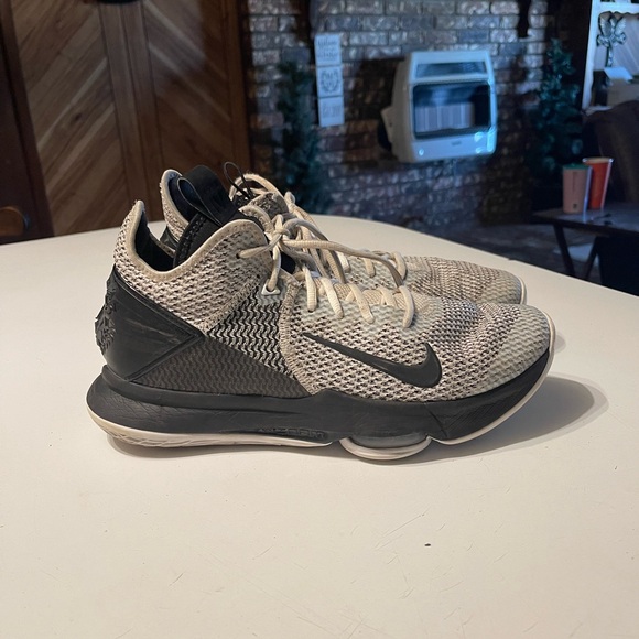 Nike Other - Nike LeBron Witness 4 Men’s Size 10 White Wolf Gray Sneakers